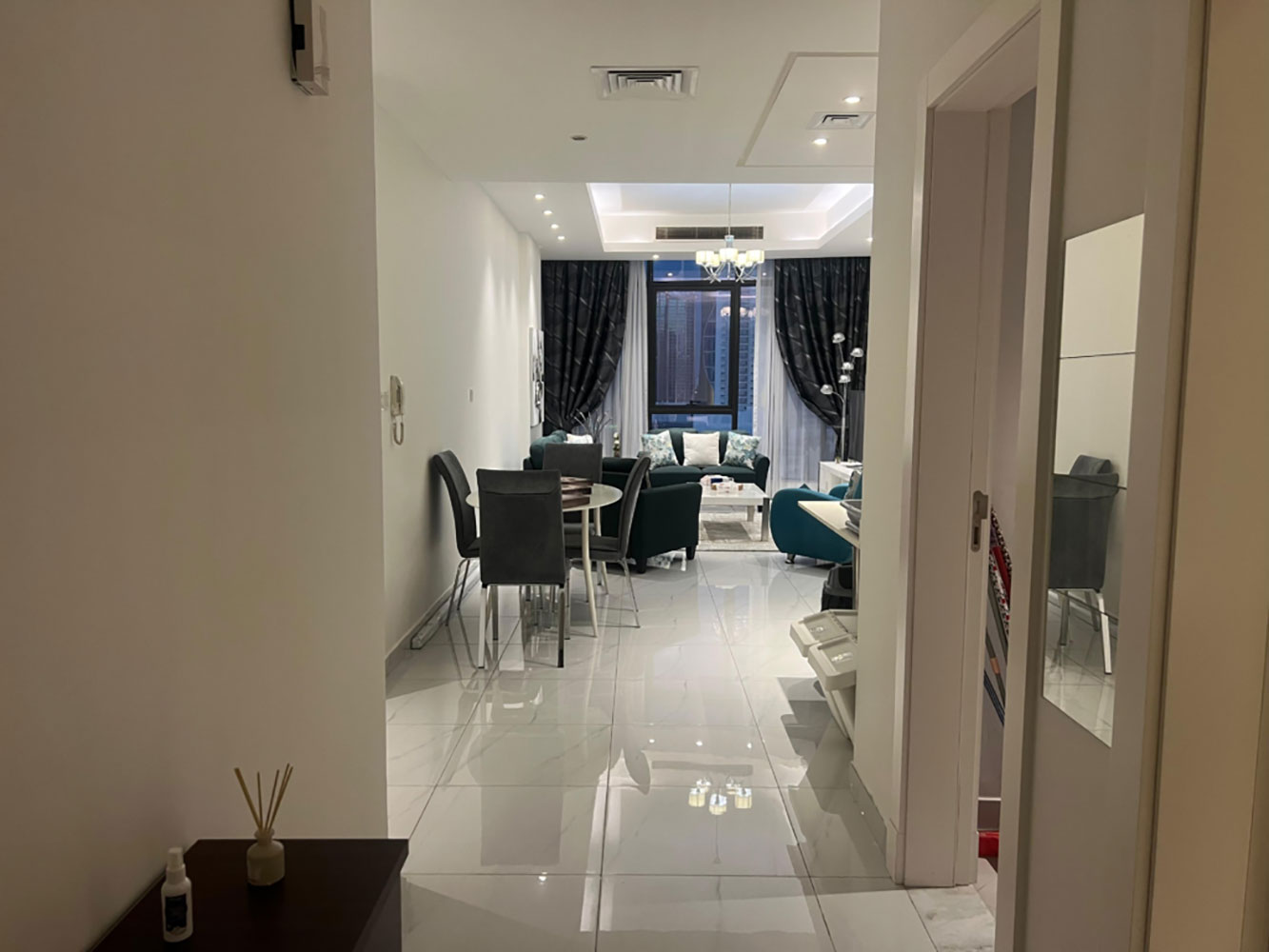 صورة شقة للإيجار في ضاحية السيف #6209 0