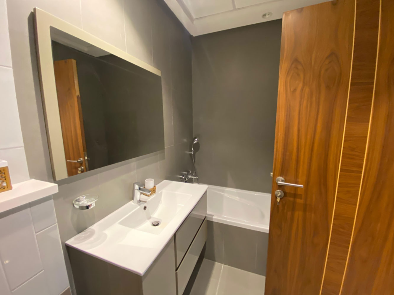 صورة شقة للإيجار في ضاحية السيف #6622 1