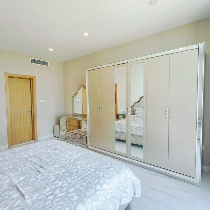 صورة شقة للإيجار في ضاحية السيف #9964 4