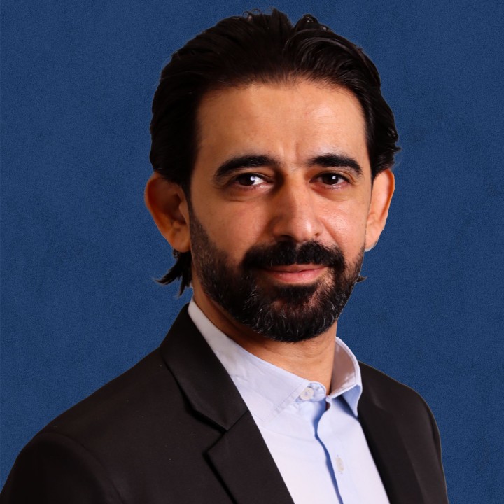 صورة عدنان ميرزا