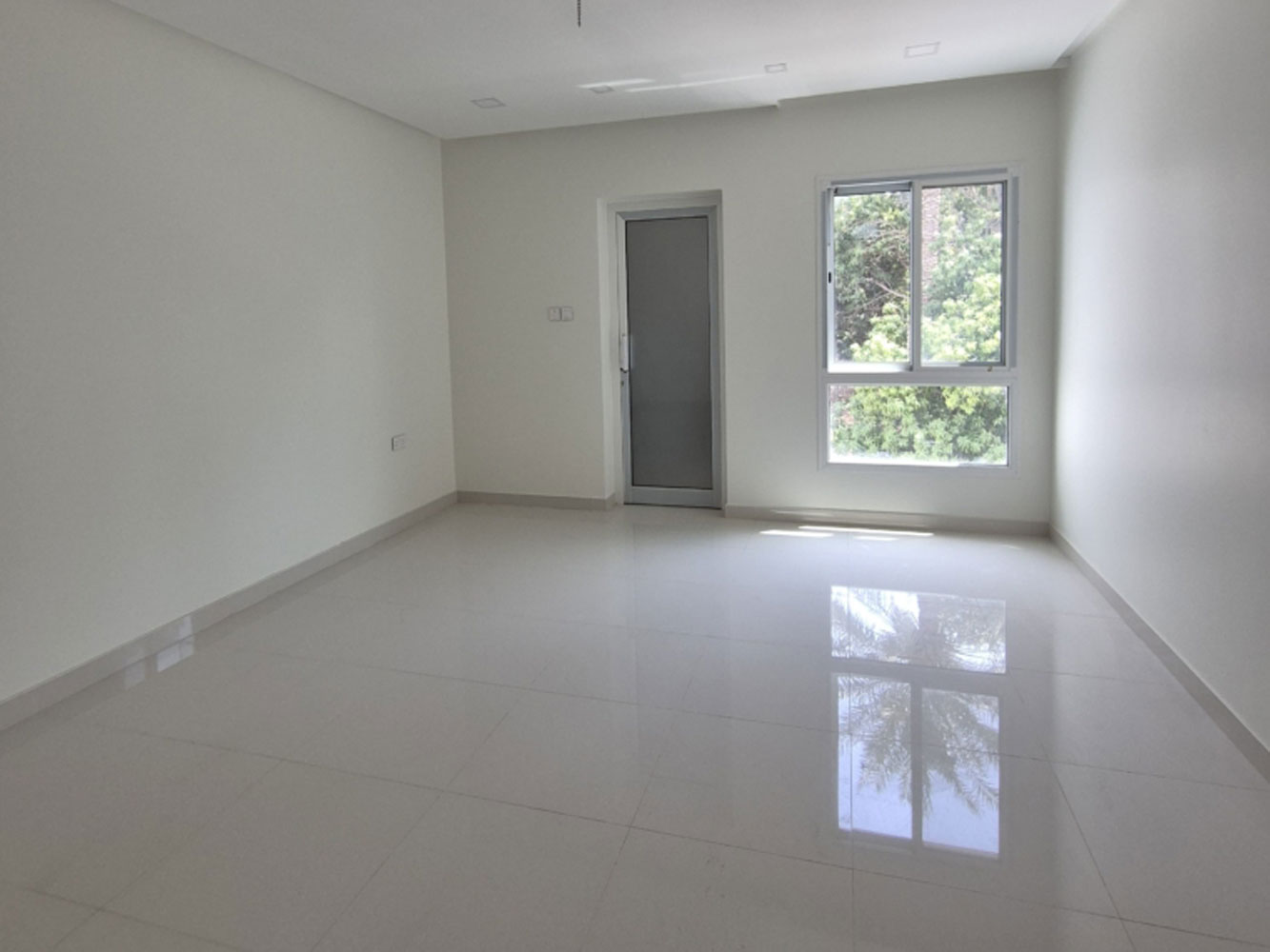 صورة فيلا للبيع في جد الحاج #1610 2