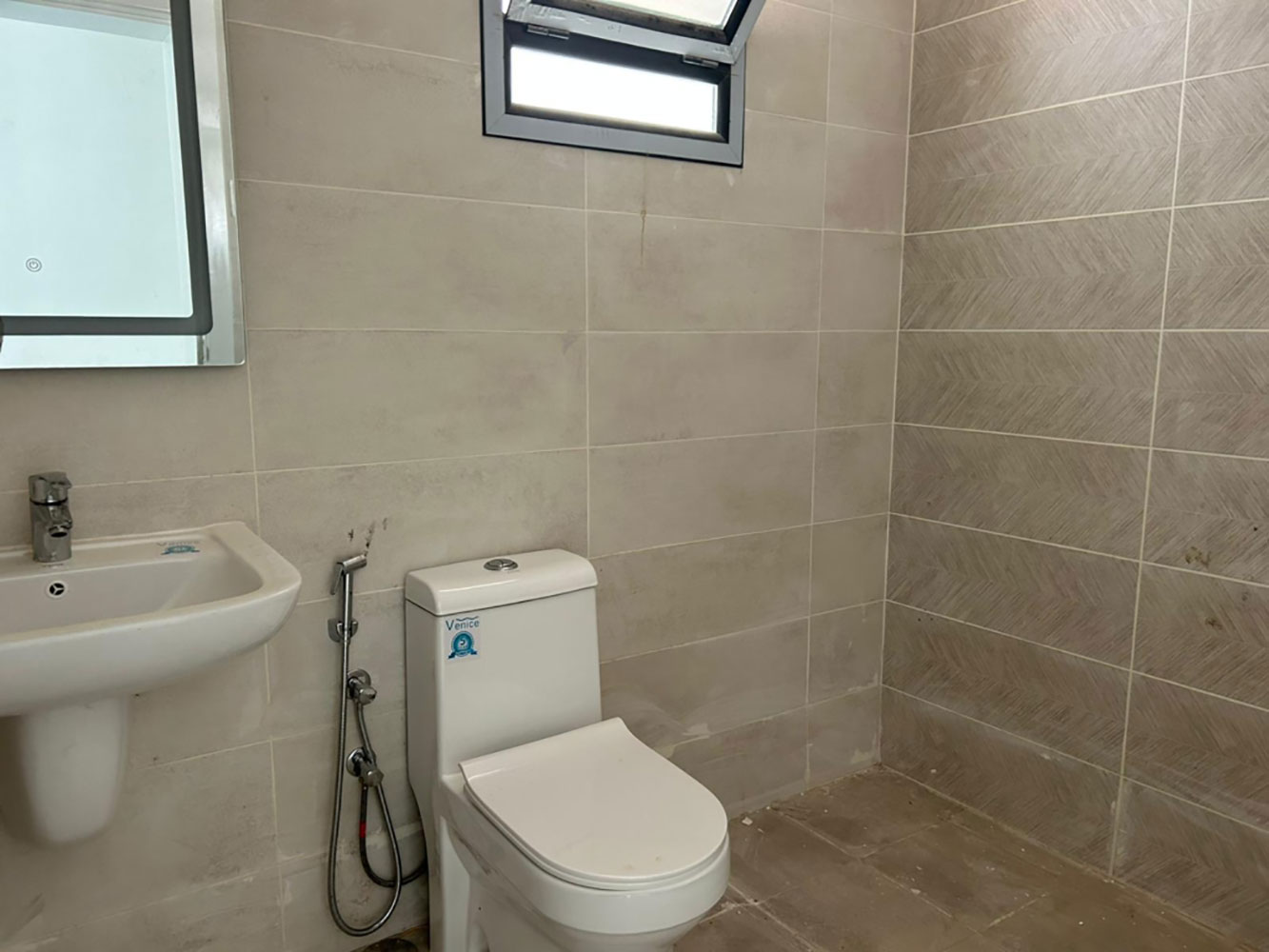 صورة فيلا للبيع في المالكية #2244 2