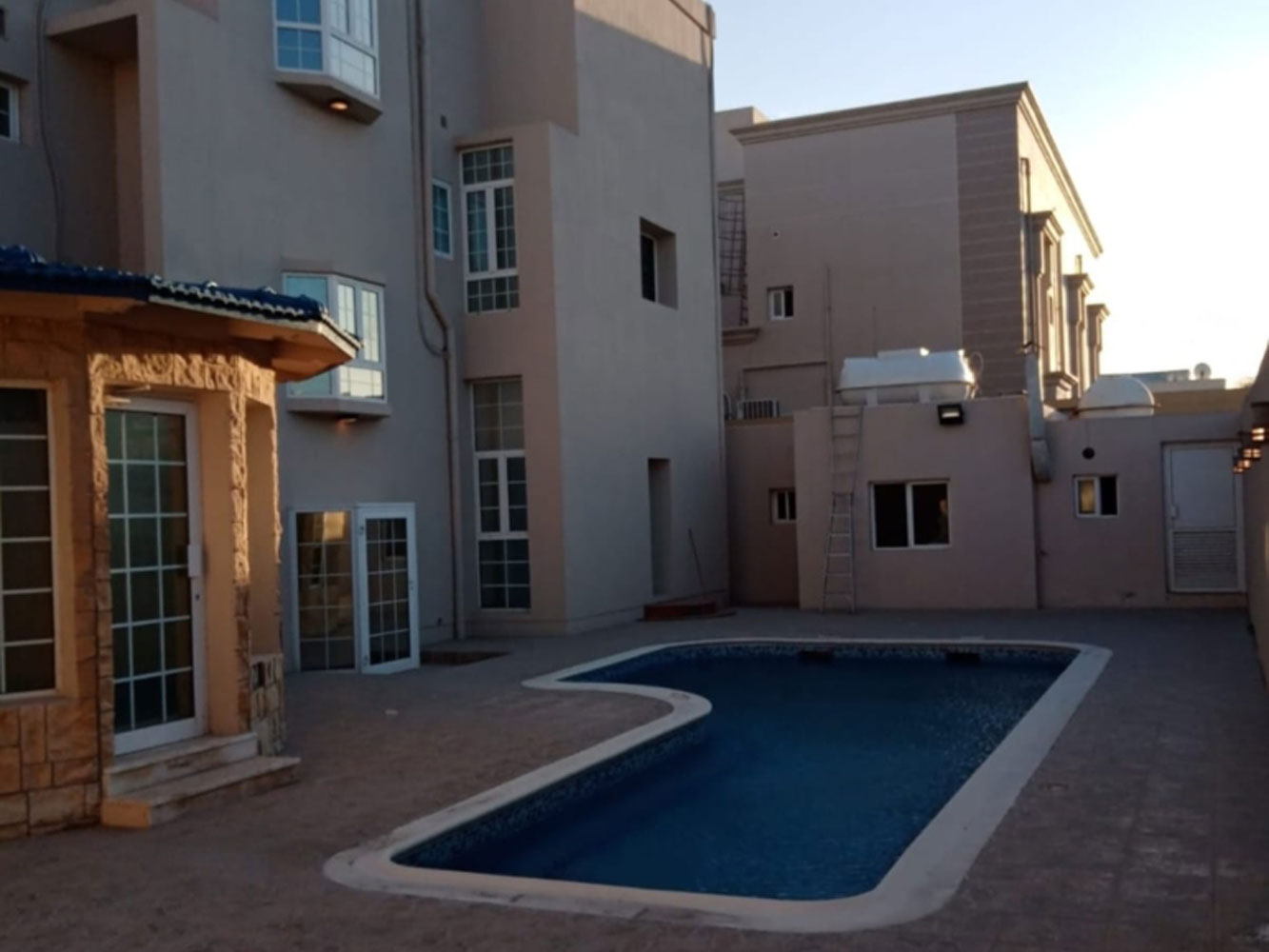 صورة فيلا للبيع في مدينة حمد #2366 6