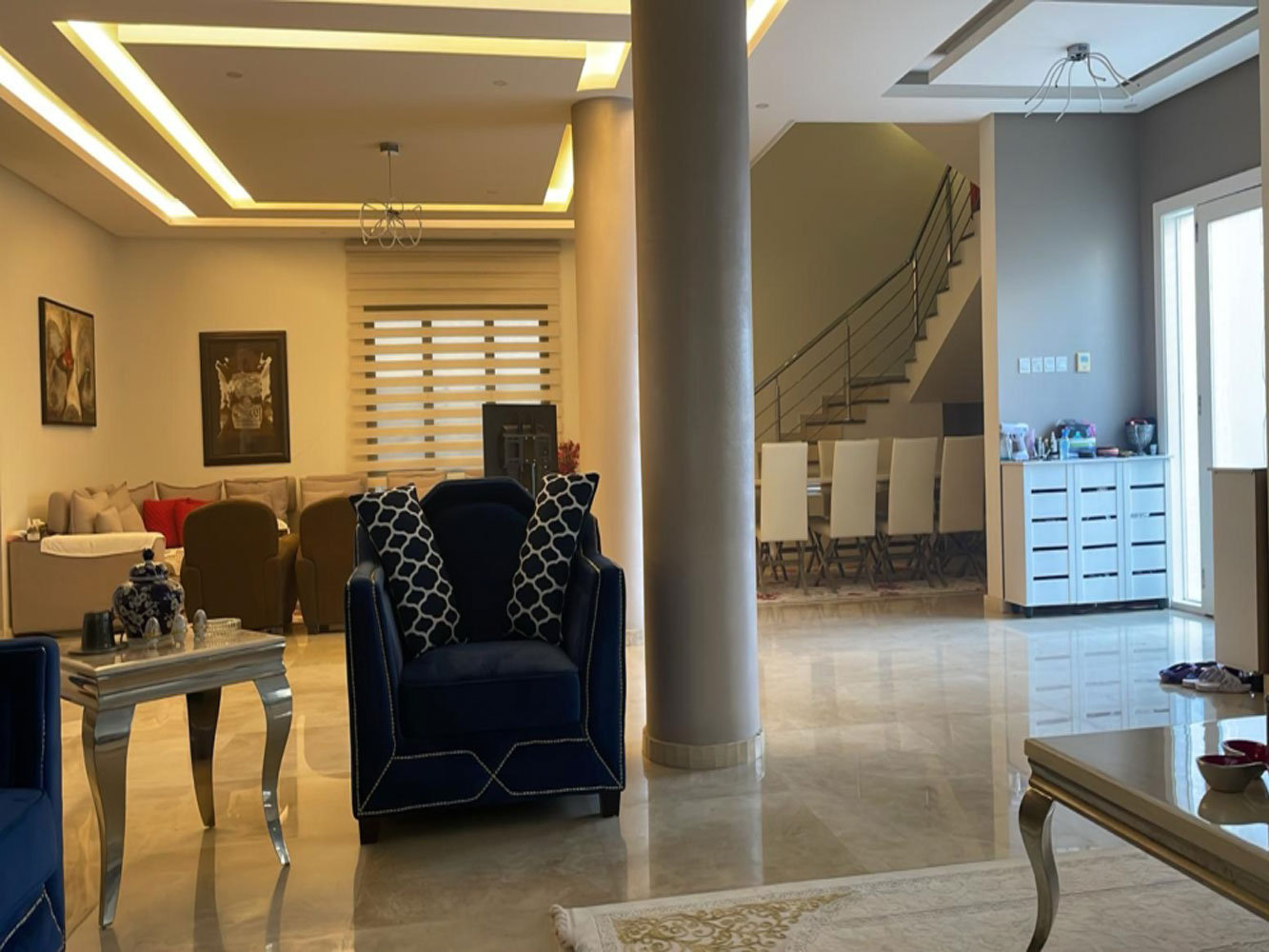 صورة فيلا للبيع في سار #2930 1