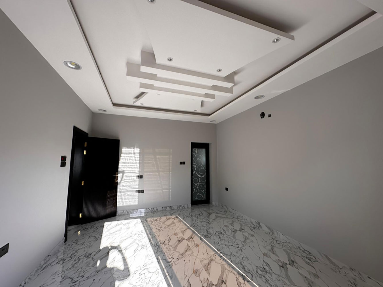 صورة فيلا للبيع في البسيتين #3331 1