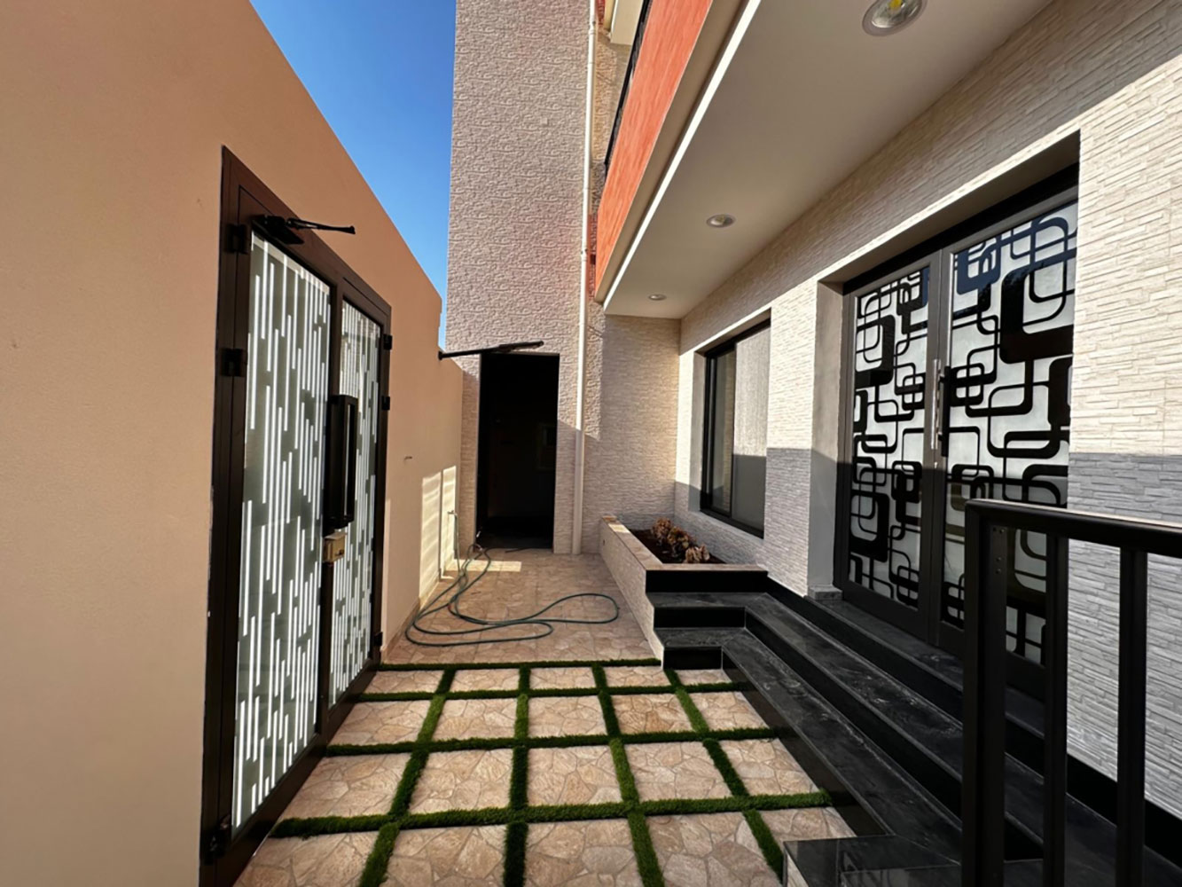 صورة فيلا للبيع في البسيتين #3331 8