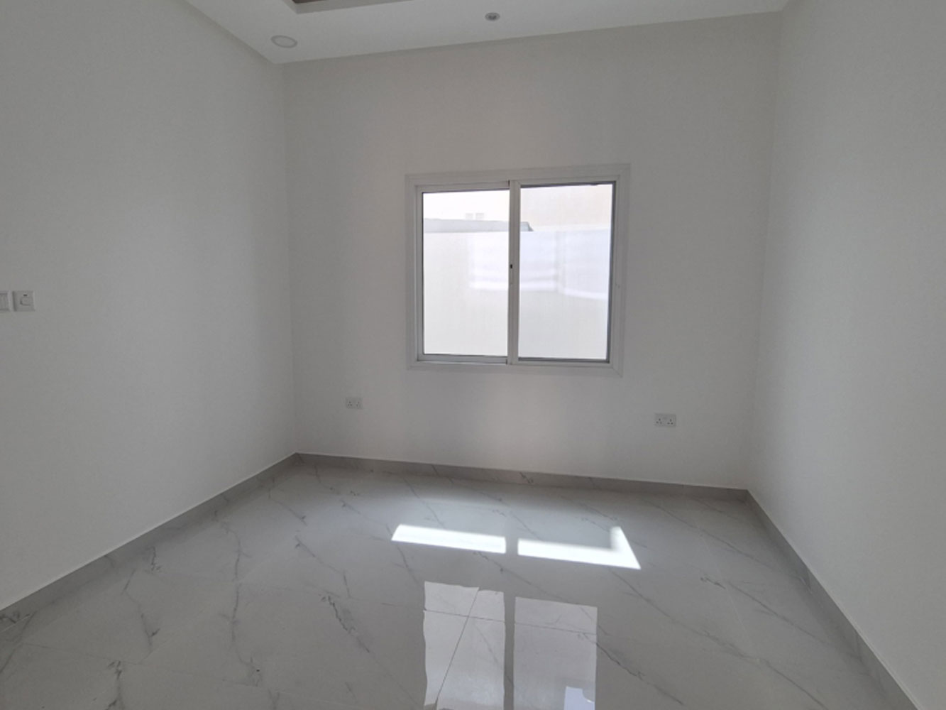 صورة فيلا للبيع في المالكية #3570 6