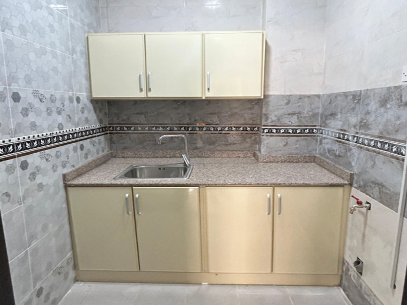 صورة شقة استوديو للإيجار في الرفاع #4009 3