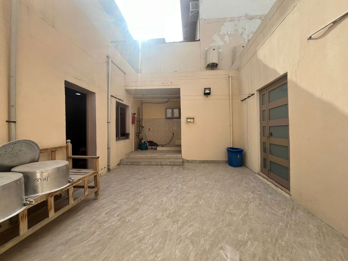 صورة فيلا للبيع في مدينة عيسى #4455 2