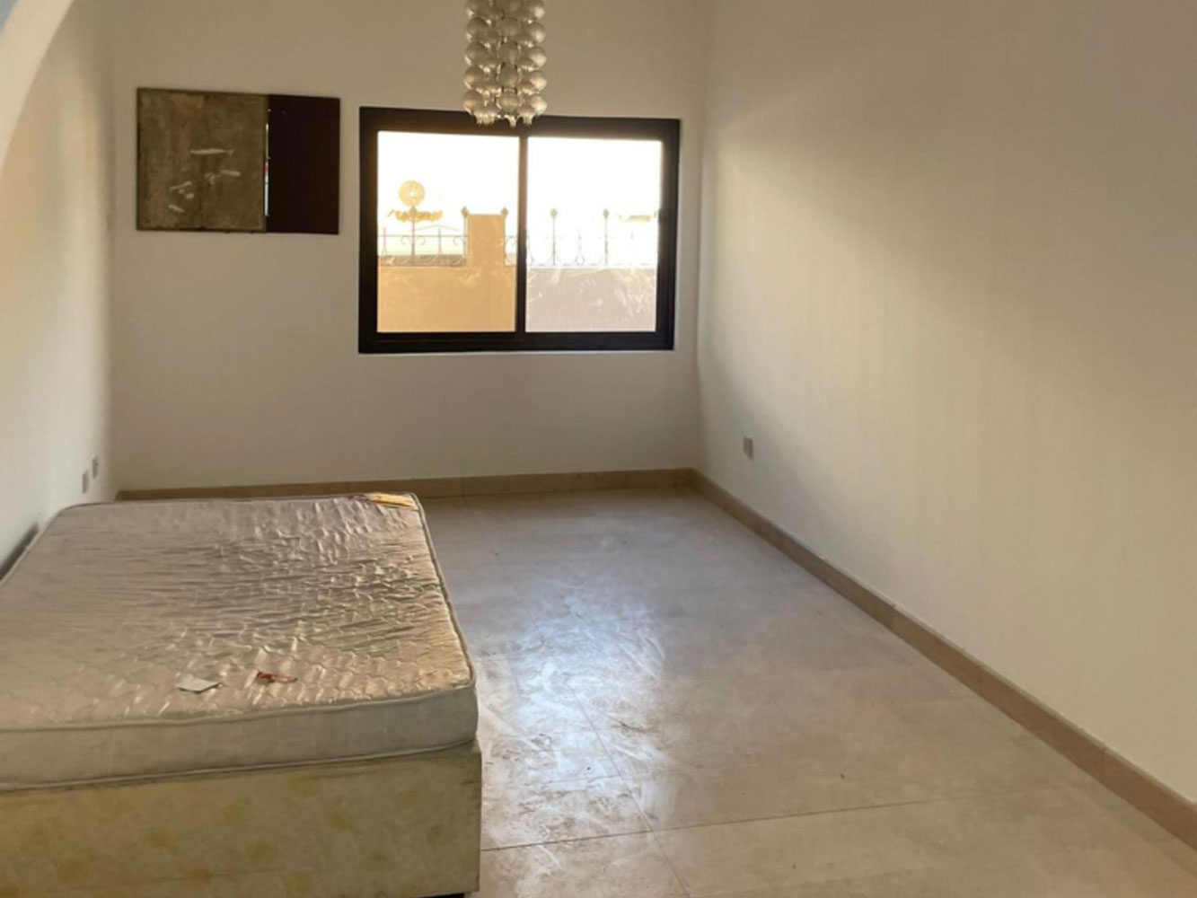 صورة فيلا للبيع في عالي #4887 1