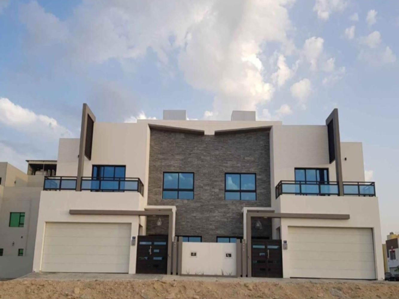 صورة فيلا للبيع في سند #5096 0