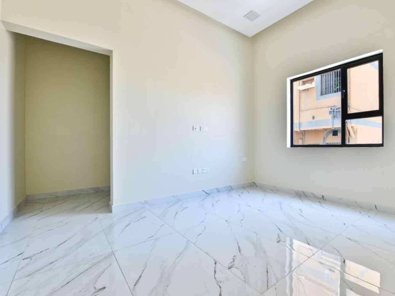 صورة فيلا للبيع في سترة #5367 5