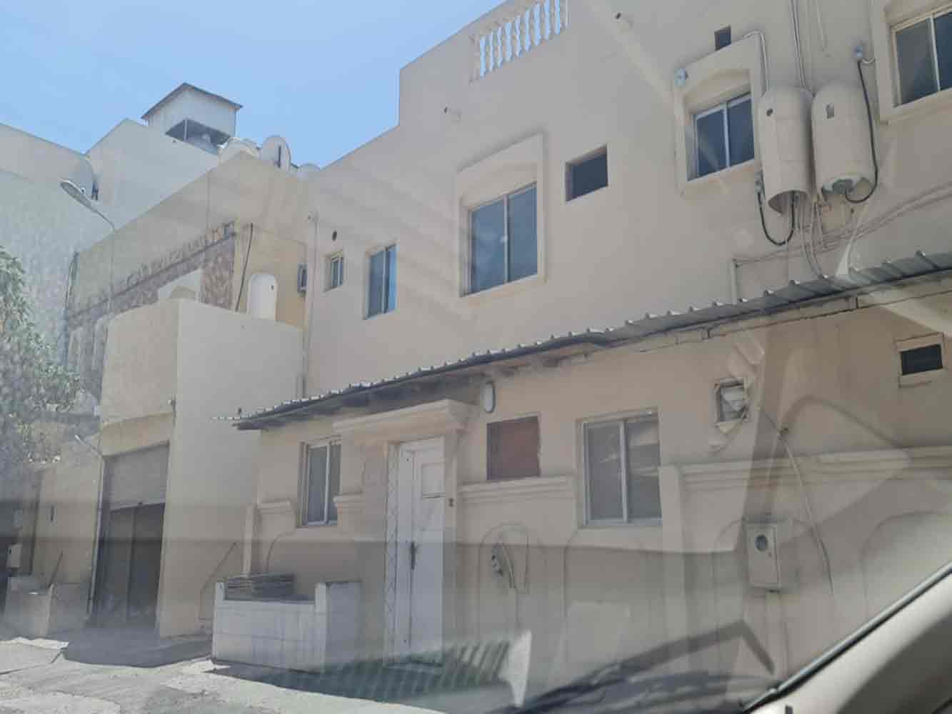 صورة فيلا للبيع في مدينة عيسى #6372 0