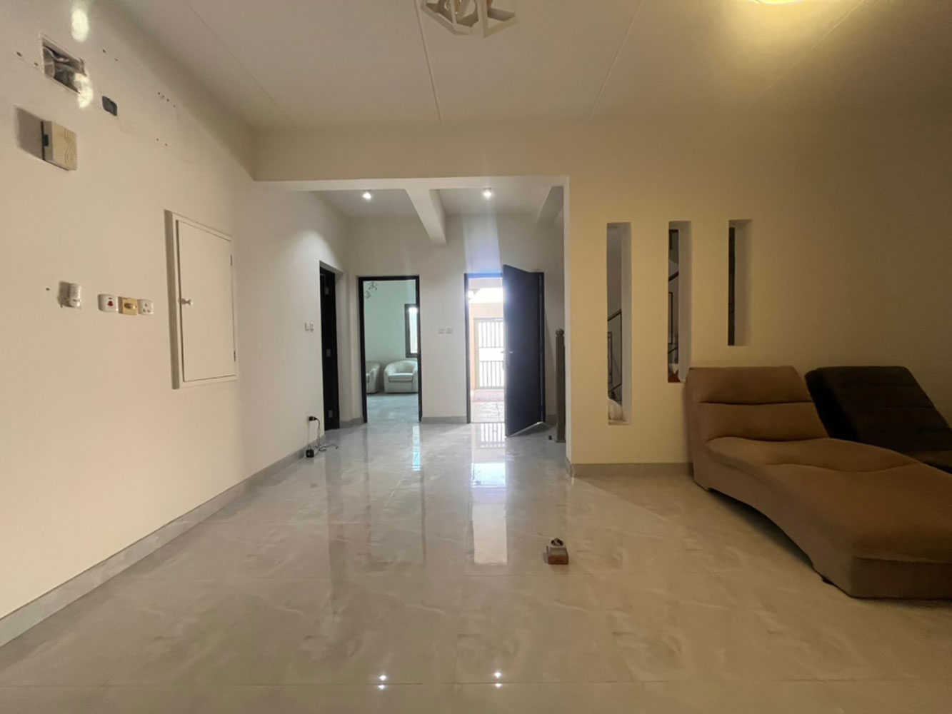 صورة فيلا للبيع في عالي #6616 2