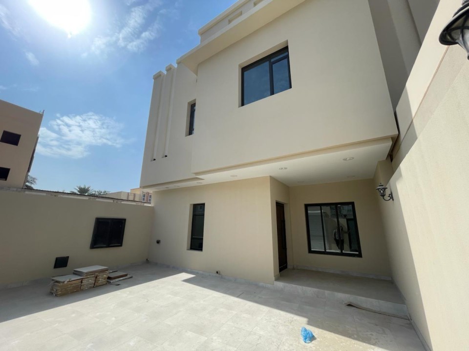 صورة فيلا للبيع في دمستان #7180 1