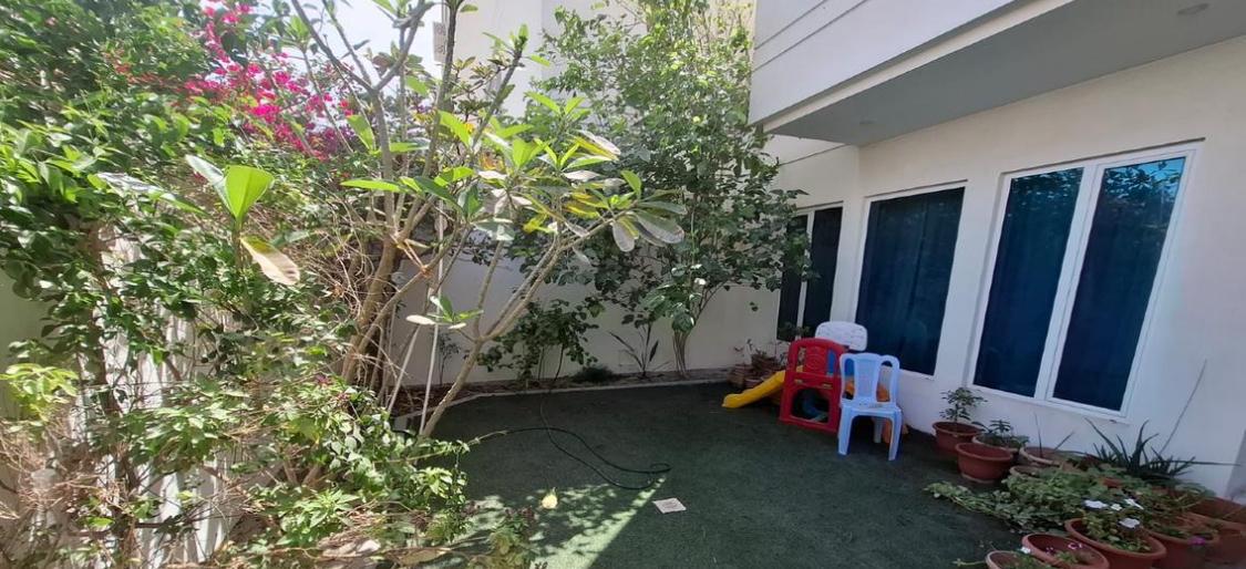 صورة فيلا للبيع في توبلي #9288 1