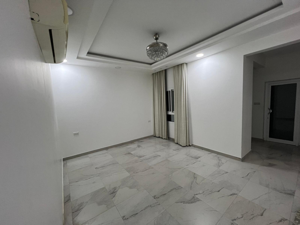 صورة فيلا للبيع في سترة #9859 3