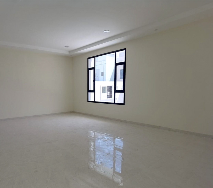 Villa for Sale in Durrat Al Muharraq Image #9867 2