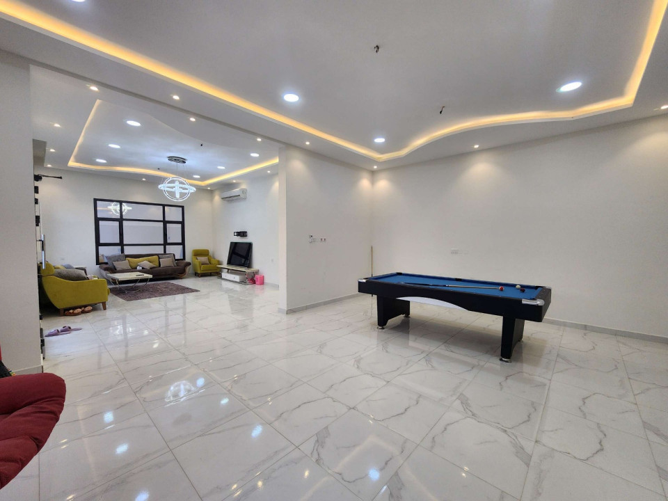 صورة فيلا للبيع في صدد #9879 3