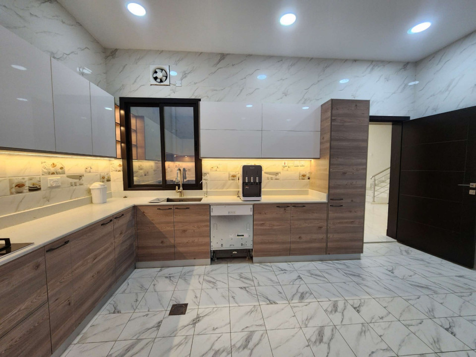 صورة فيلا للبيع في صدد #9879 7