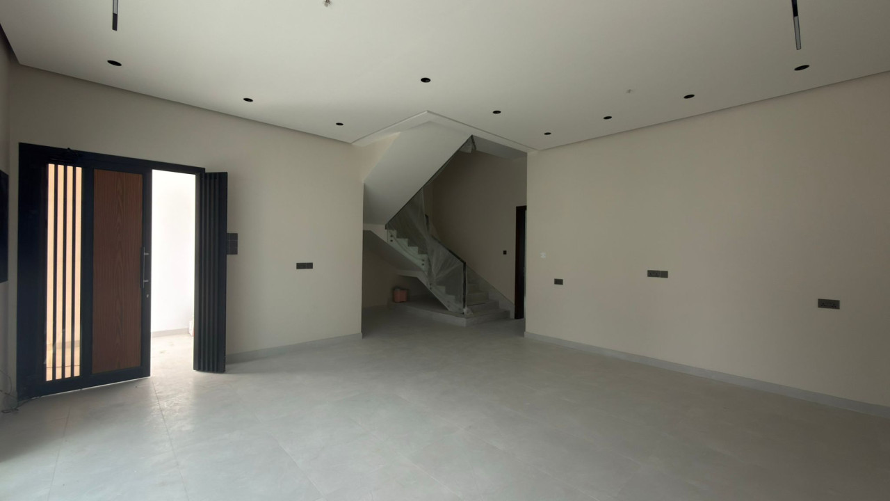 Villa for Sale in Damistan Image #9904 3