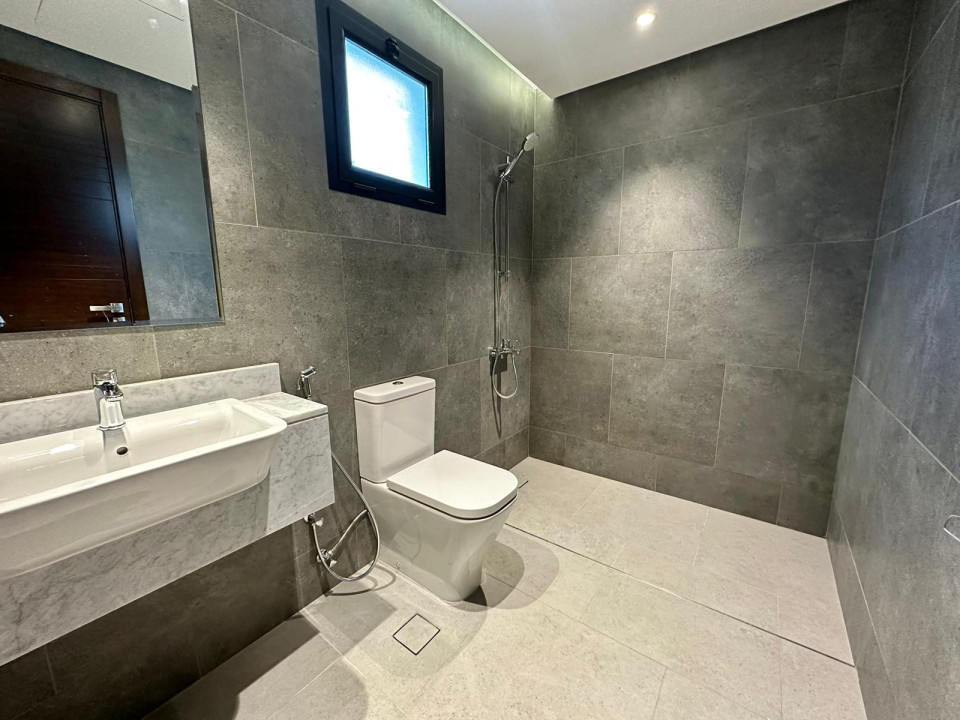 Villa for Rent in Busaiteen Image #9974 4