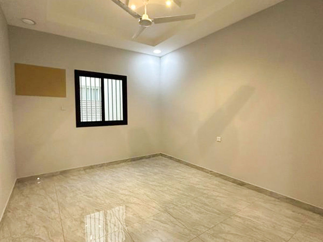 Apartment for Sale in Lawzi Image #6171 6