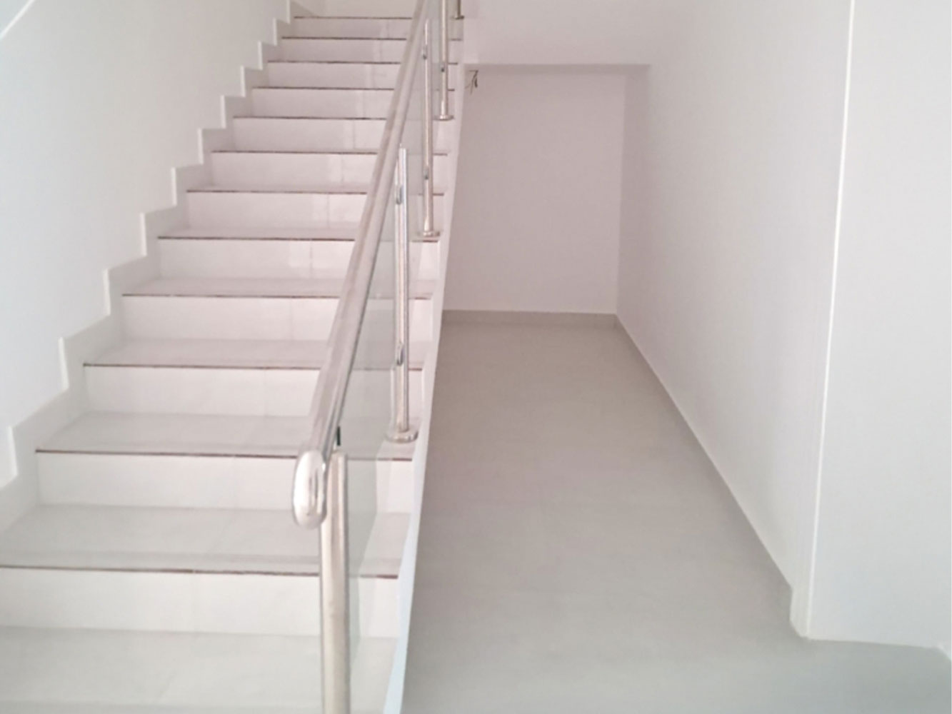 صورة فيلا للبيع في عسكر #6213 1