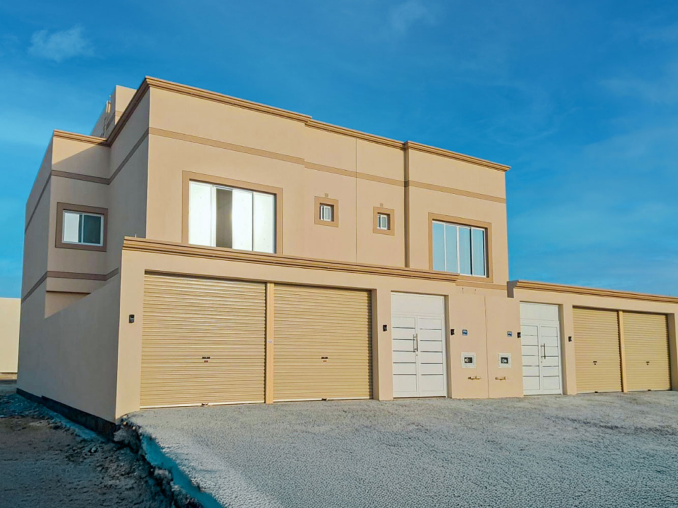 صورة فيلا للبيع في عسكر #6213 0