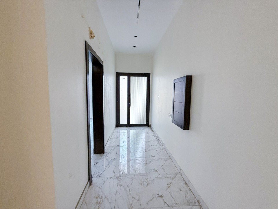 Villa for Sale in Durrat Al Muharraq Image #7249 4