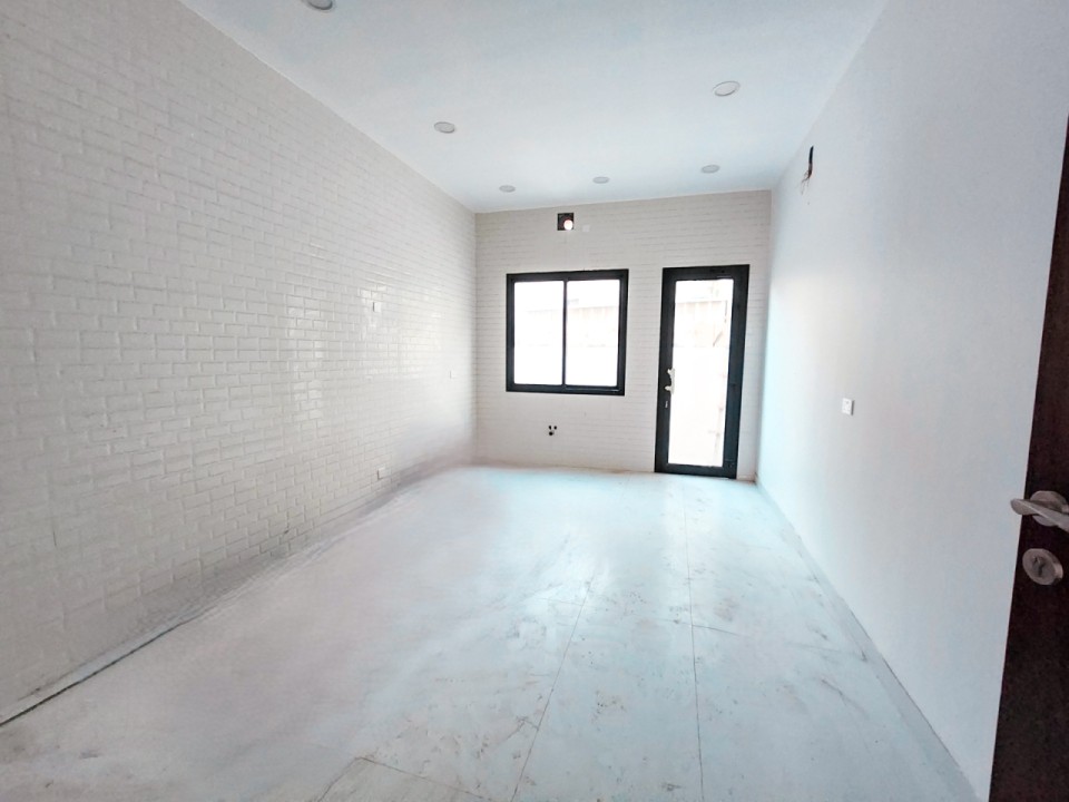 صورة فيلا للبيع في كرزكان #7678 2