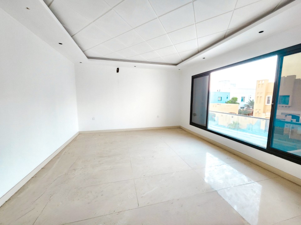 صورة فيلا للبيع في كرزكان #7678 5