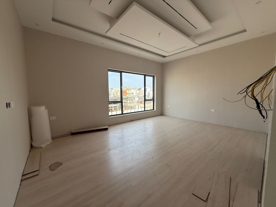 صورة فيلا للبيع في صدد #7684 7