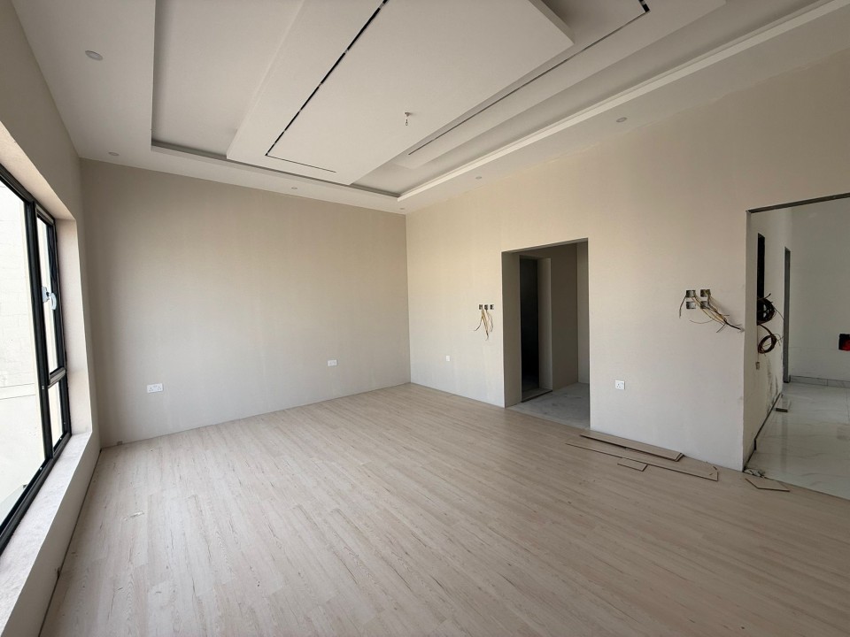 صورة فيلا للبيع في صدد #7684 8