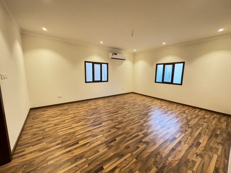 صورة فيلا للبيع في سند #7836 4