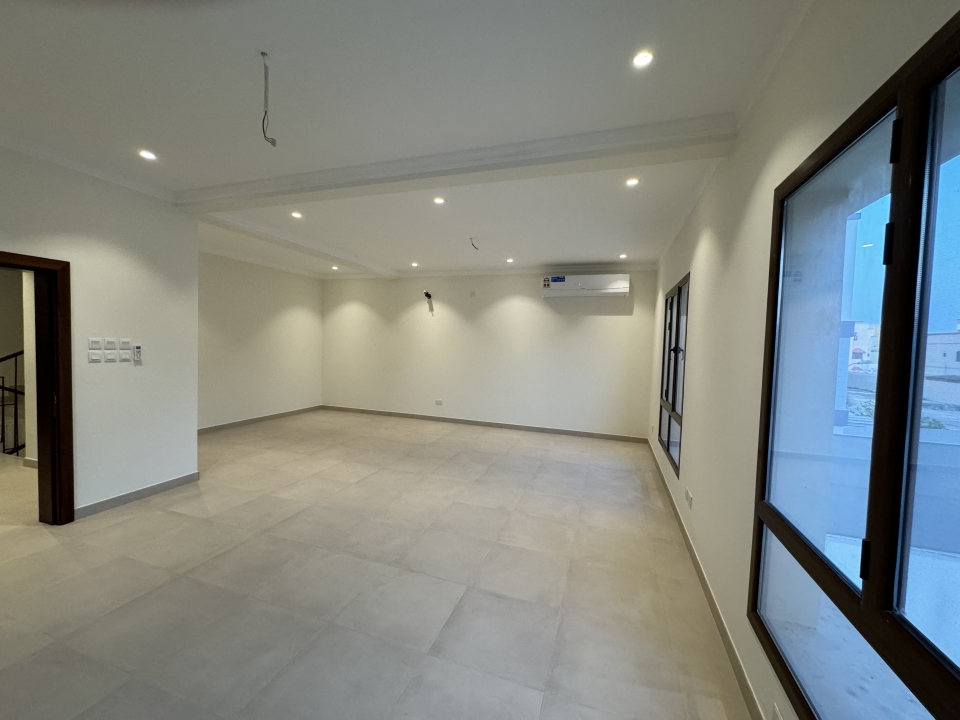 صورة فيلا للبيع في سند #7836 9