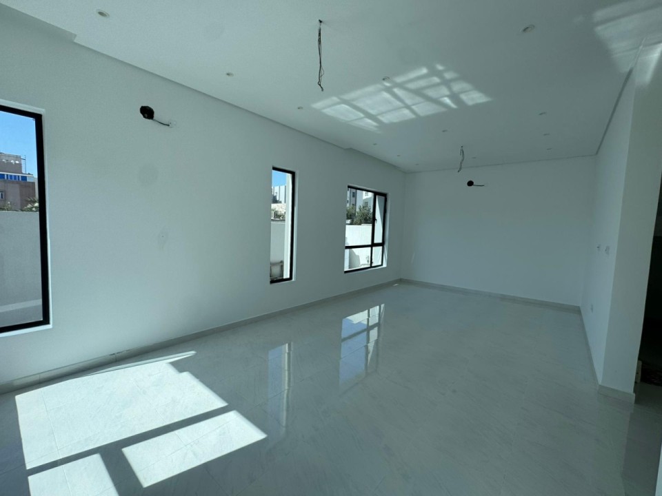 صورة فيلا للبيع في توبلي #8082 6