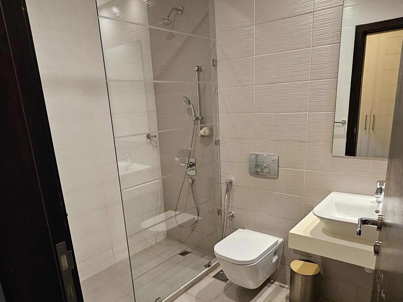 صورة شقة للإيجار في جزيرة الريف #3612 4