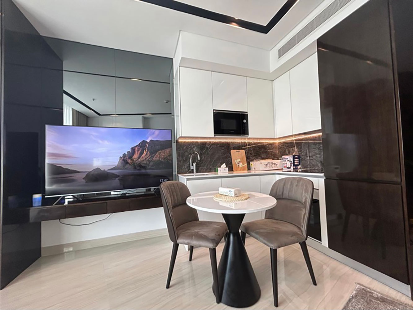 صورة شقة للإيجار في ضاحية السيف #3616 2