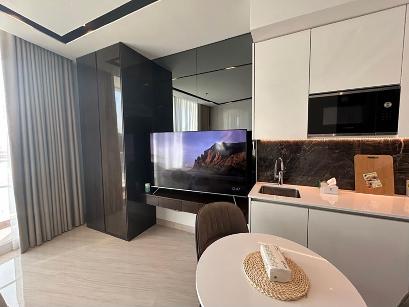 صورة شقة للإيجار في ضاحية السيف #3616 1