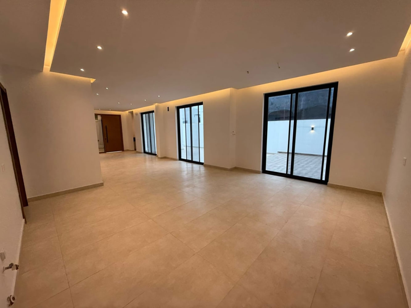 صورة فيلا للبيع في الهملة #3800 7