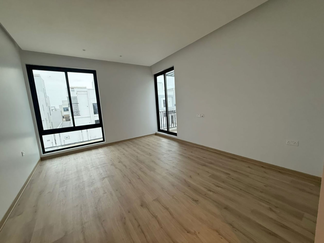 صورة فيلا للبيع في الهملة #3800 2