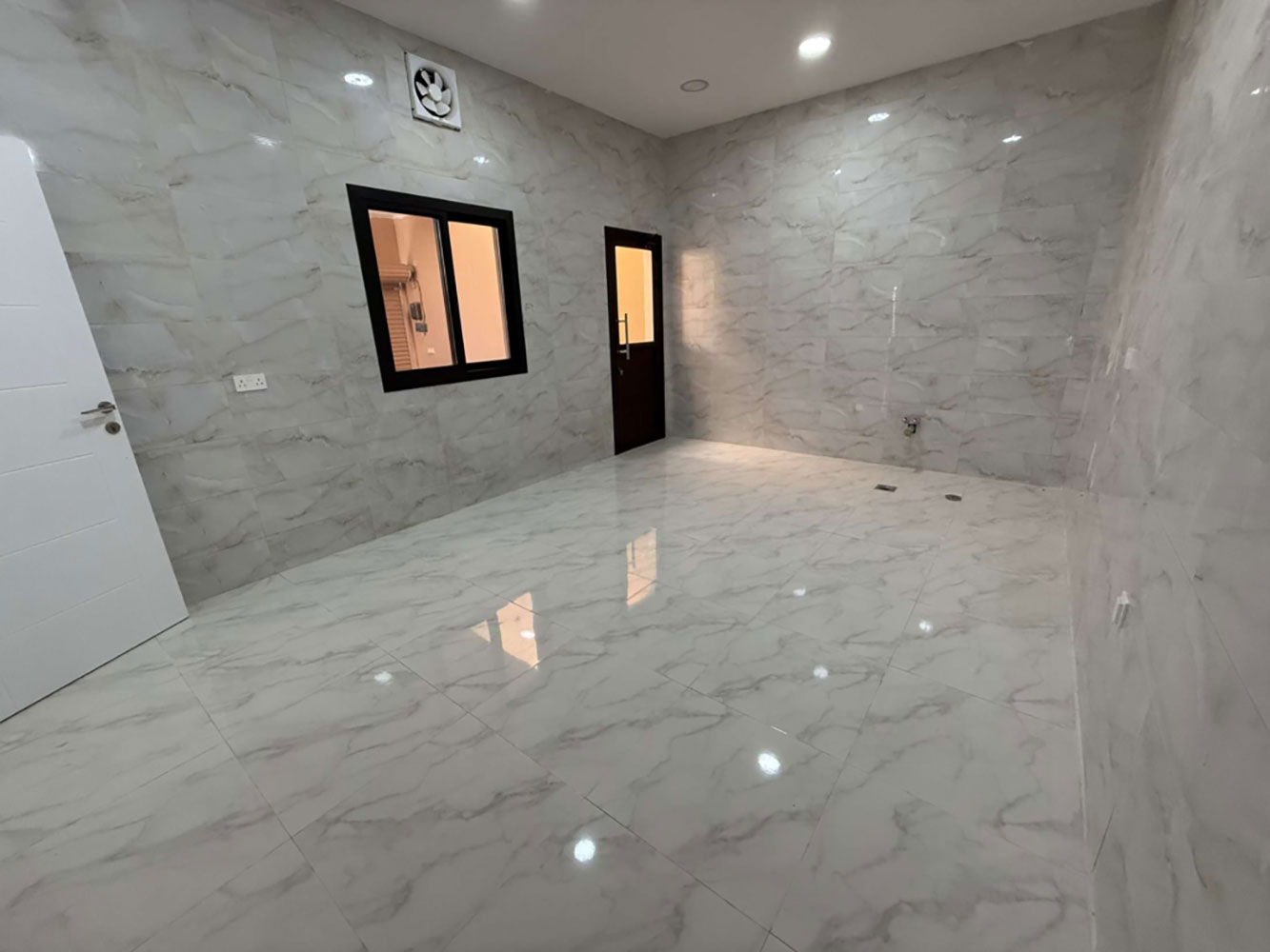 صورة فيلا للبيع في المالكية #3831 3