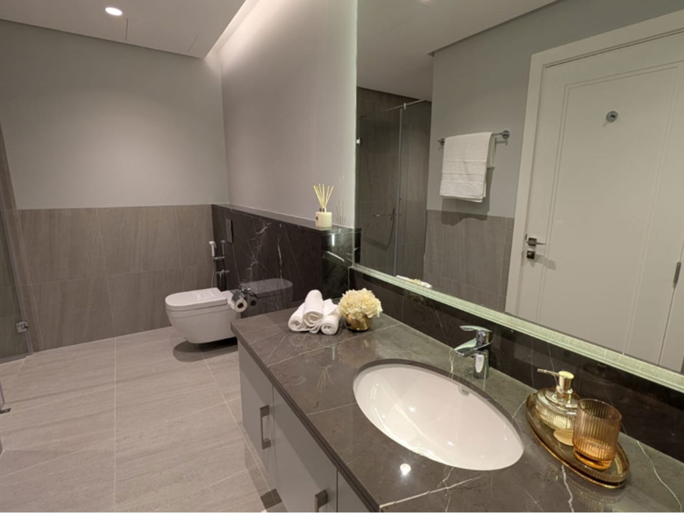 صورة شقة للإيجار في ضاحية السيف #3999 5