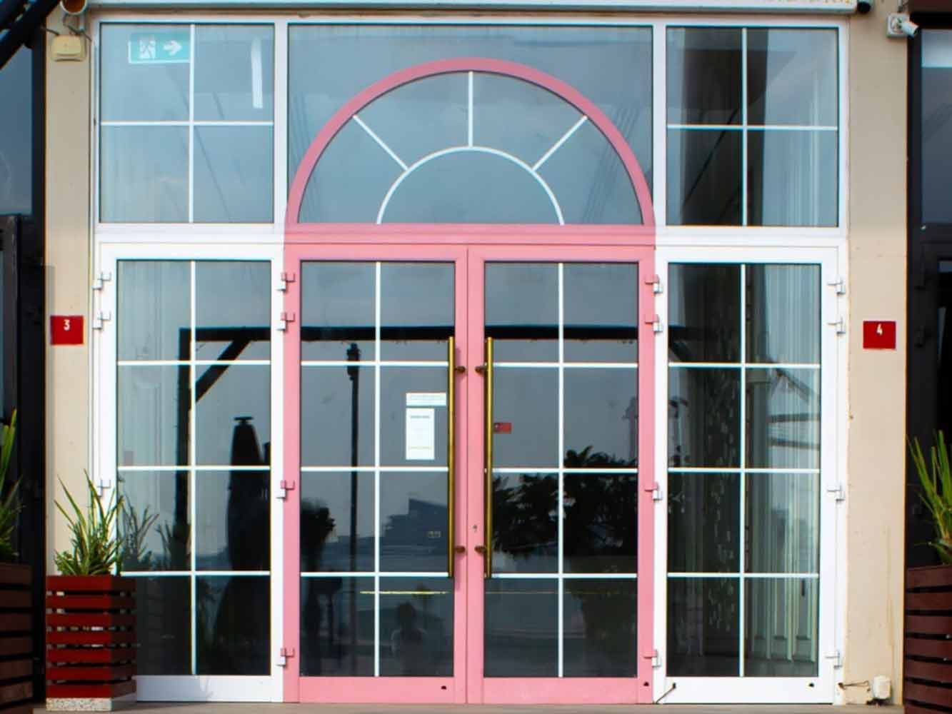 صورة محل للإيجار في ضاحية السيف #4673 4