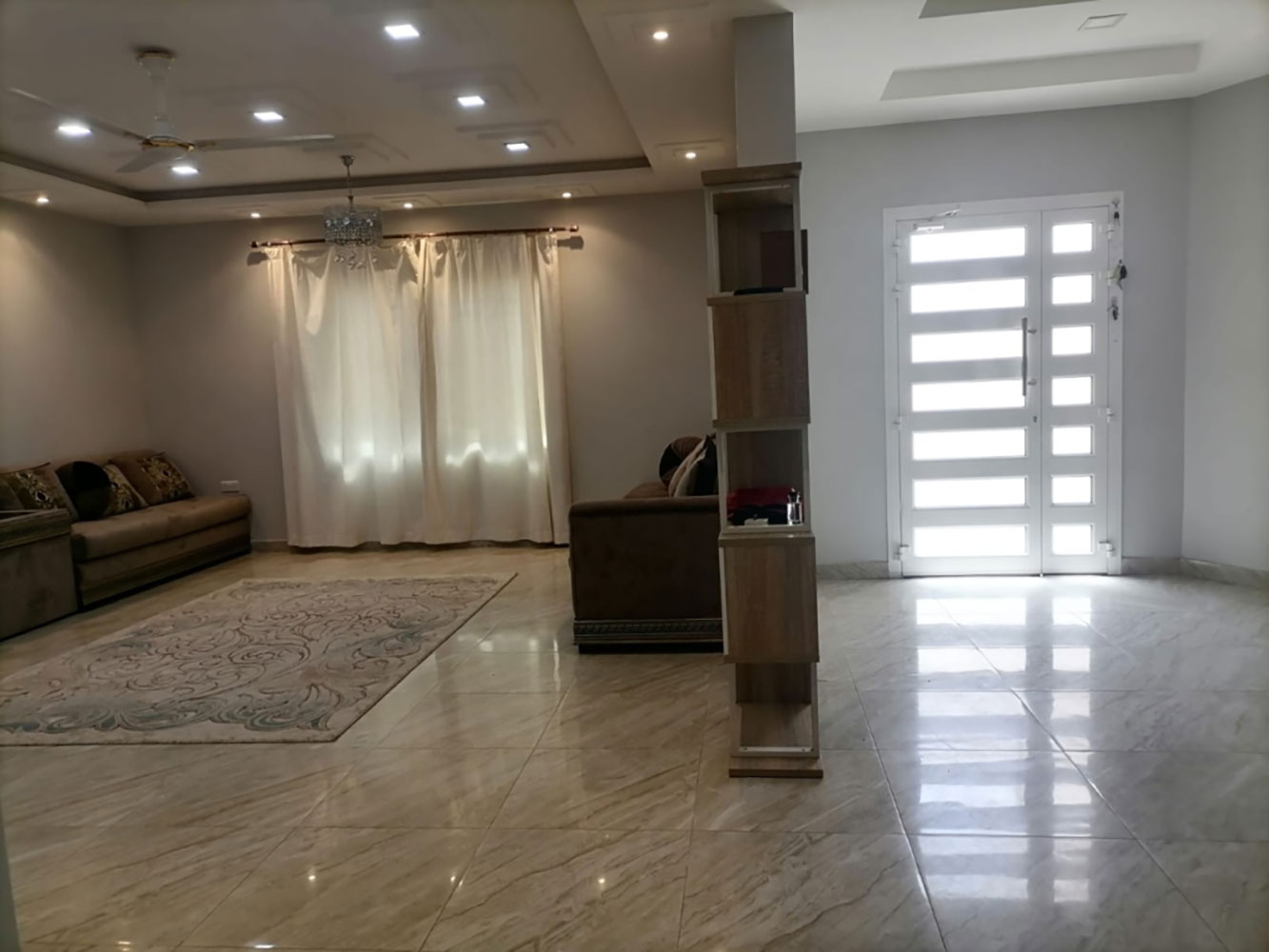 صورة فيلا للبيع في المالكية #4985 1