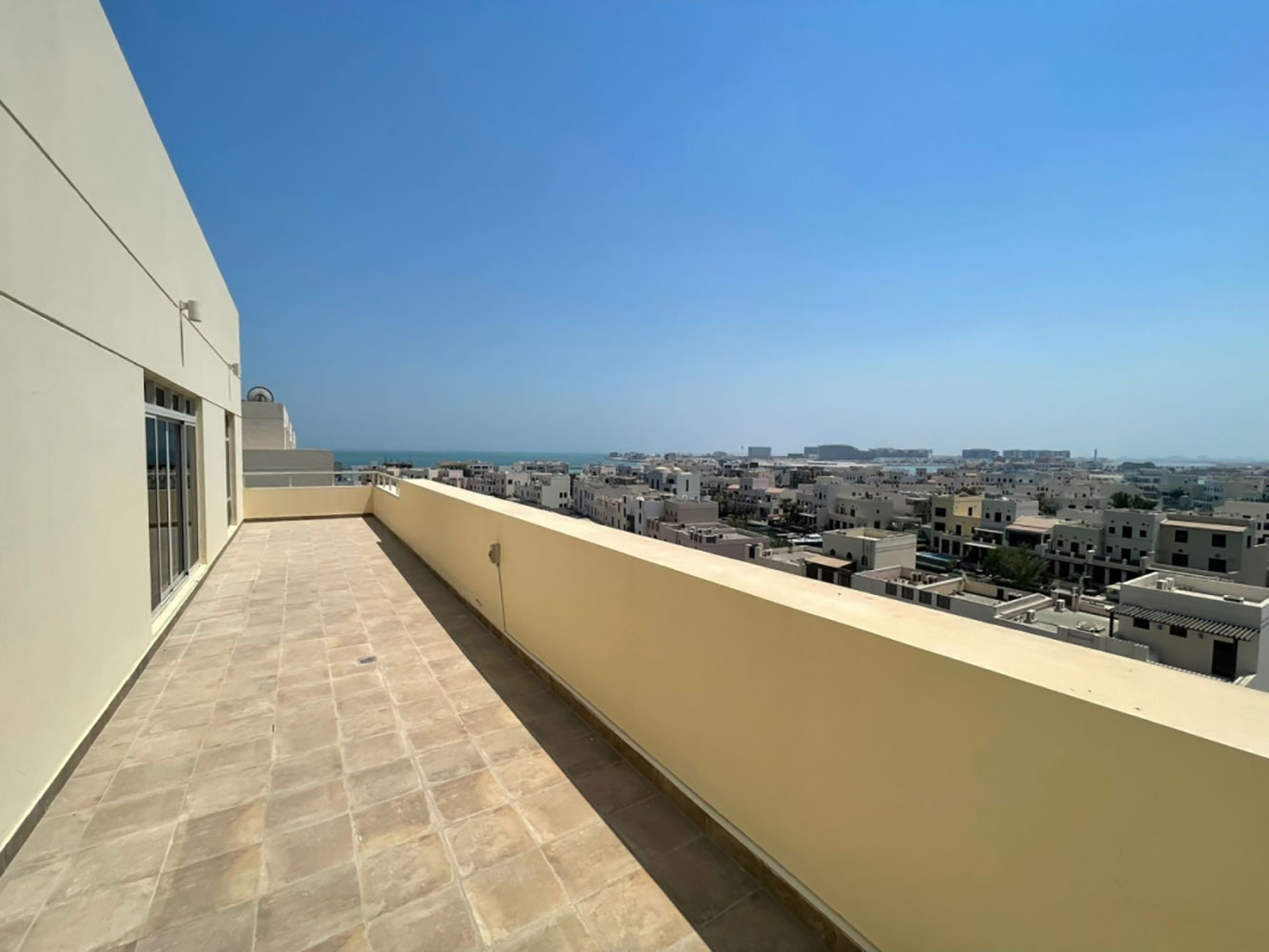 صورة شقة للإيجار في جزر امواج #5799 0