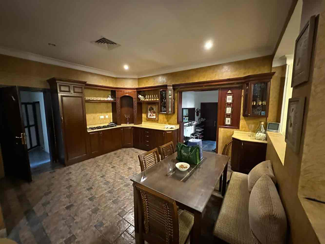 صورة فيلا للبيع في الحد #6387 3