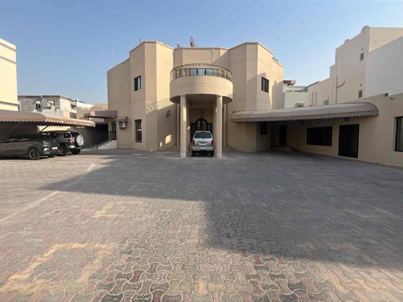 صورة فيلا للبيع في الحد #6387 6