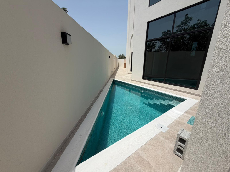 Villa for Sale in Sar Image #10216 3